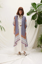 Load image into Gallery viewer, Moroccan lightweight kimono in a beautiful Indigo blue