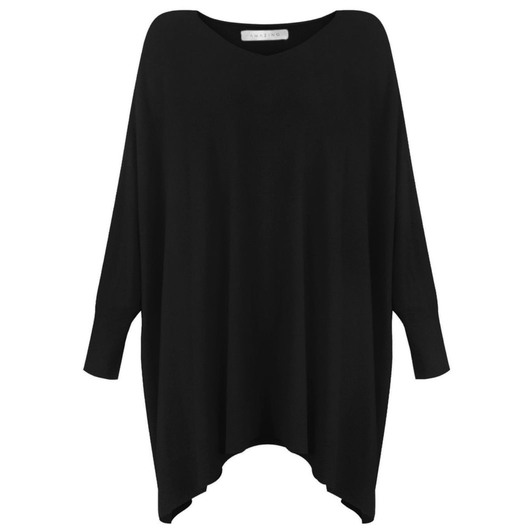Soft oversized sweater in black