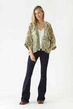 Load image into Gallery viewer, Sage green vintage damask pattern on a one size kimono