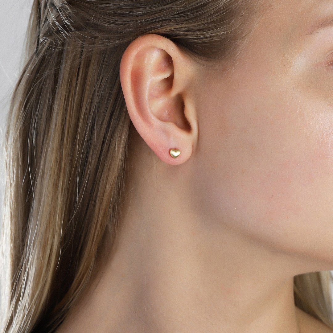 Small gold heart stud earrings BE Lifestyle Boutique