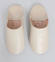Load image into Gallery viewer, Moroccan Babouche Leather Slippers | CHALK