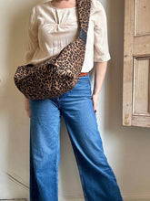 Load image into Gallery viewer, Wear this leopard print bag crossbody 