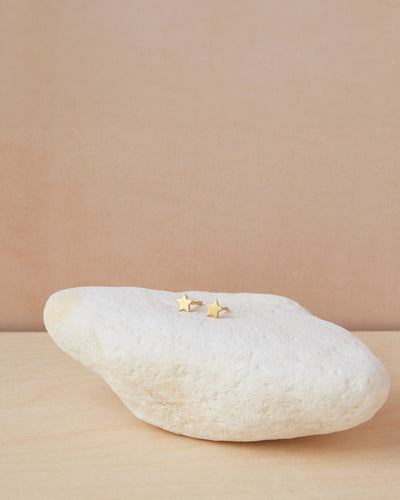 Star Gold Stud Earrings 