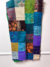 Load image into Gallery viewer, Patchwork kantha scarf 180 x 50 cm
