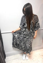 Load image into Gallery viewer, V Neck Animal Print Maxi Dress