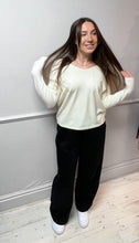 Load image into Gallery viewer, Ivory fine knit jumper with v neck