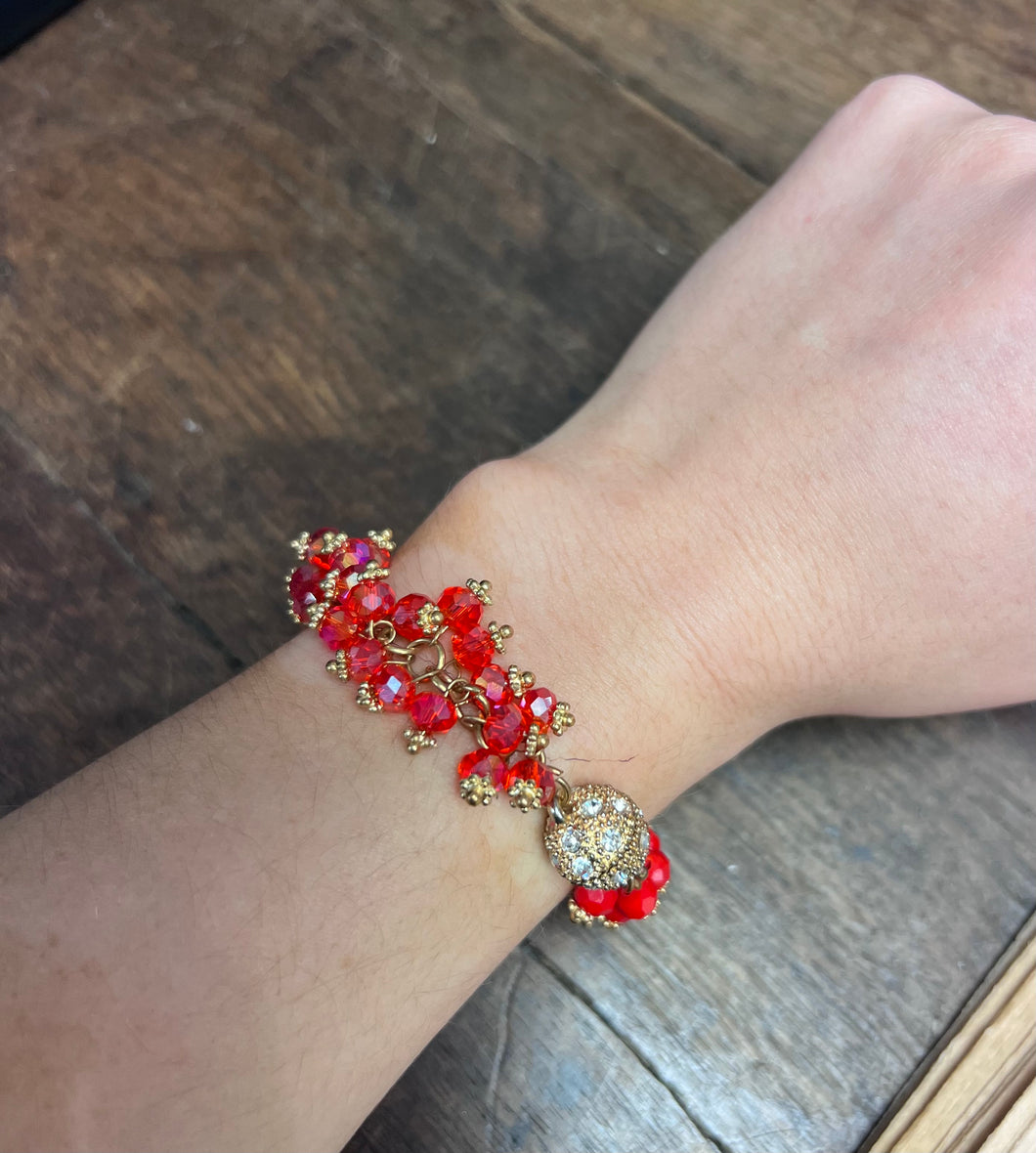 Red cluster bead bracelet