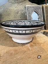 Load image into Gallery viewer, Medium Safi Ceramic Bowls | Moroccan Pottery