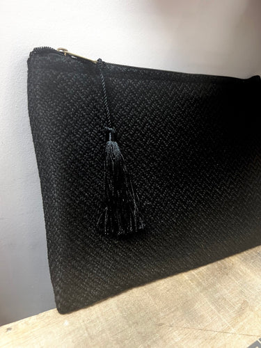 Black clutch purse with cactus silk tassel