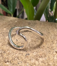 Load image into Gallery viewer, wave sterling silver ring