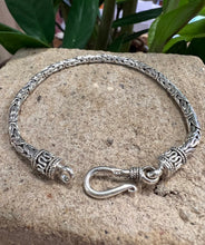 Load image into Gallery viewer, Bali sterling silver chain bracelet