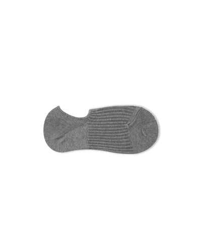A charcoal ribbed trainer sock in cotton and spandex