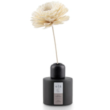 Load image into Gallery viewer, NURTURE Chrysanthemum Large Flower Reed Diffuser| Elä Life