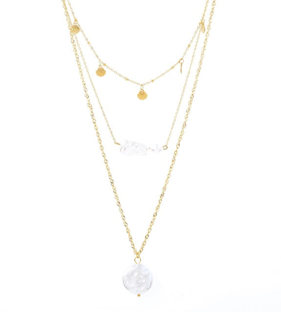 Triple layer delicate pearl necklace