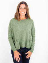 Load image into Gallery viewer, Light olive boxy sweater with two pockets at the front