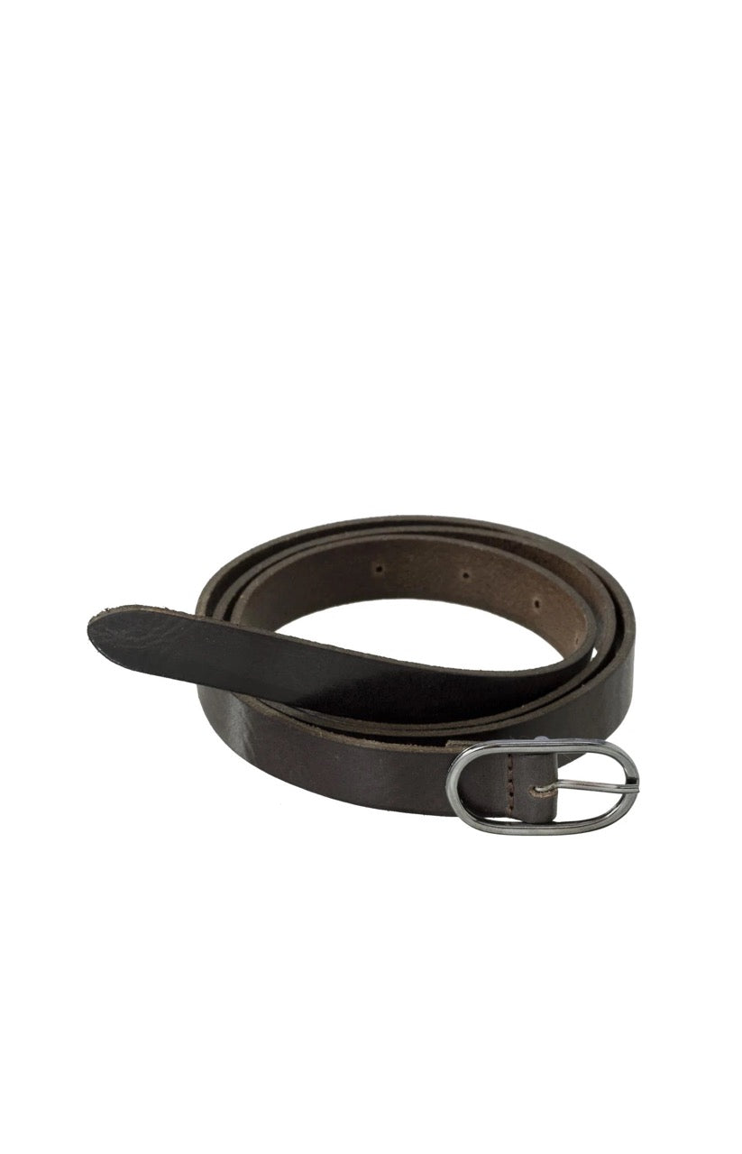 Skinny Leather Belt with Oval Buckle | YAYA
