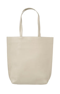 Large off white tote perfect for summer
