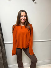 Load image into Gallery viewer, Burnt orange sweater with round neck and two front pockets