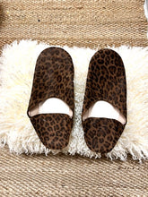 Load image into Gallery viewer, Leopard Print Moroccan Slippers
