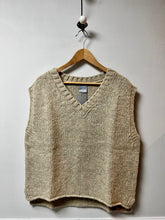 Load image into Gallery viewer, Chunky knit oatmeal tank top