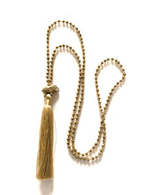 Load image into Gallery viewer, Elephant gold beaded necklace with tassel