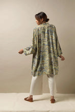 Load image into Gallery viewer, Marbled Collar Kimono | Green | One Hundred Stars