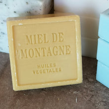 Load image into Gallery viewer, Honey soap - Miel de Montagne block of soap