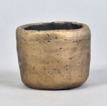 Load image into Gallery viewer, Rustic bronze pot 13 X 13cm