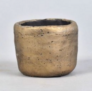 Rustic bronze pot 13 X 13cm