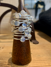 Load image into Gallery viewer, Moonstone Sterling Silver Ring