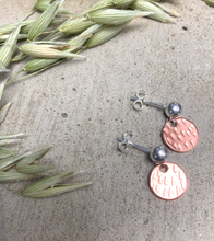 Load image into Gallery viewer, Sterling Silver and Copper Disc Earrings