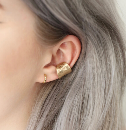 Organic simple gold ear cuff