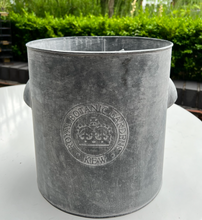 Load image into Gallery viewer, Kew Zinc Tub With Handles