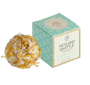 A bath melt which comes beautifully boxed ready to gift. Infused with beautiful scents it is completed with dried petals to create the most beautiful bath melt. Heyland & Whittle 