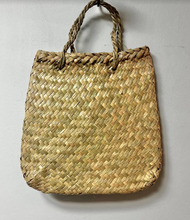 Load image into Gallery viewer, Handwoven Mini Basket Bag