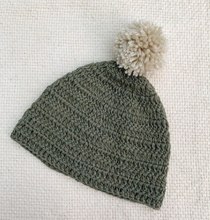 Load image into Gallery viewer, Organic Cotton Baby Bobble Hat