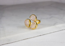 Load image into Gallery viewer, Triple gold ring with rose quartz stones
